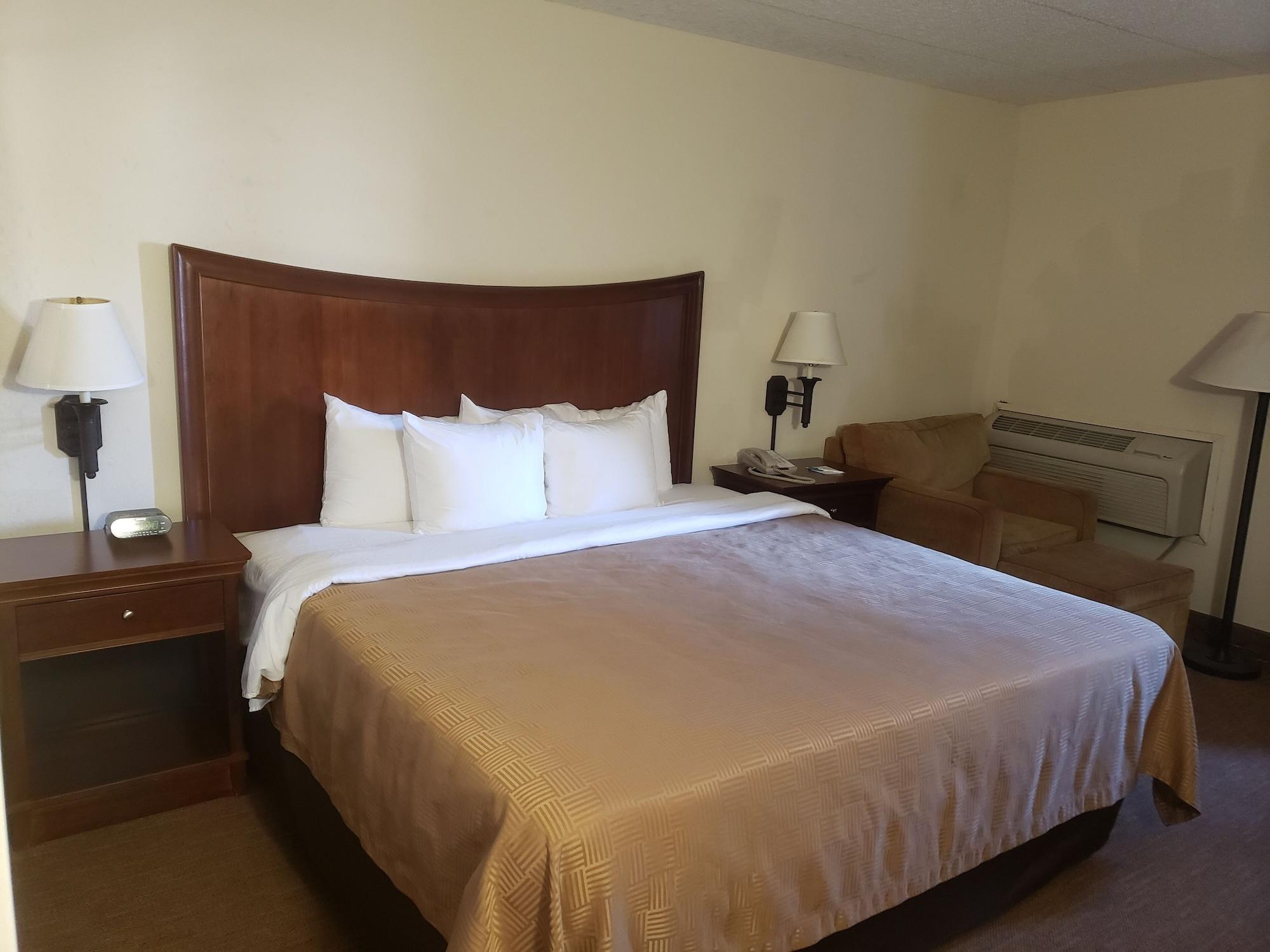 Tulsa Square Hotel Central, I-44 By Oyo Εξωτερικό φωτογραφία