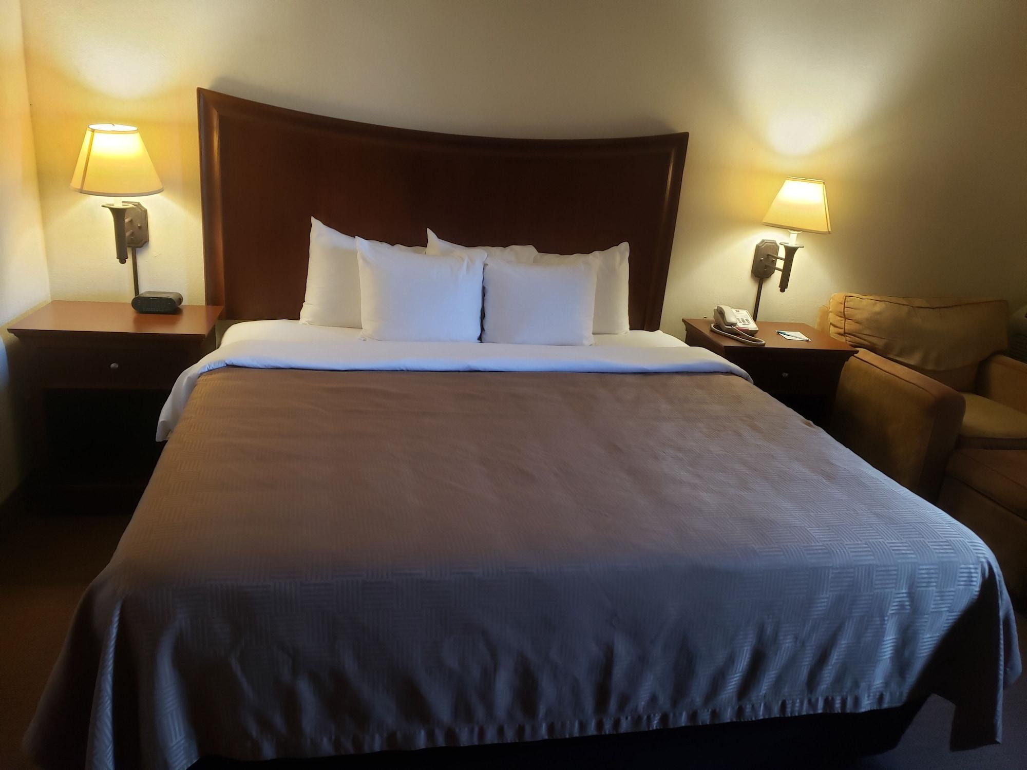 Tulsa Square Hotel Central, I-44 By Oyo Εξωτερικό φωτογραφία