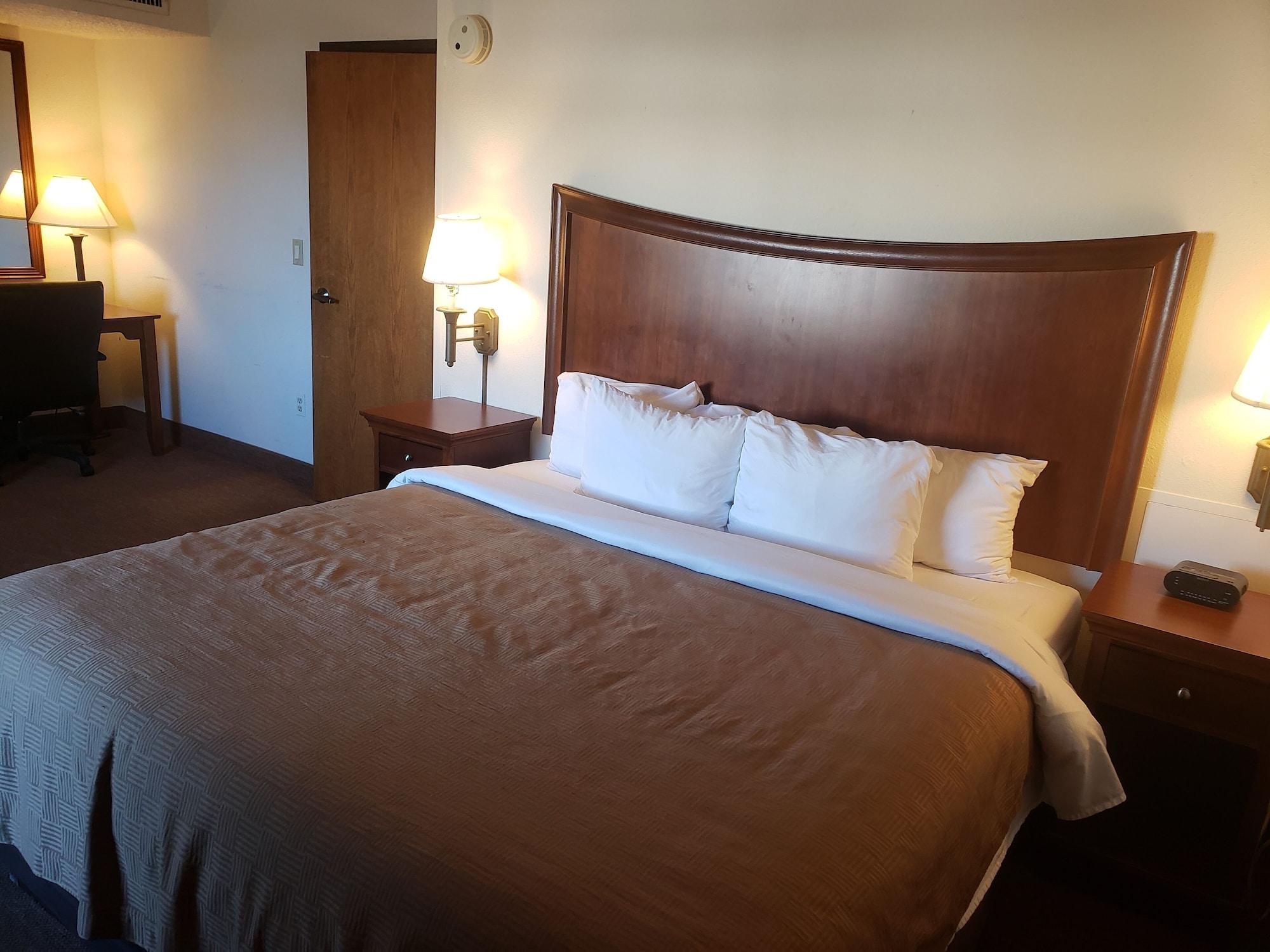 Tulsa Square Hotel Central, I-44 By Oyo Εξωτερικό φωτογραφία