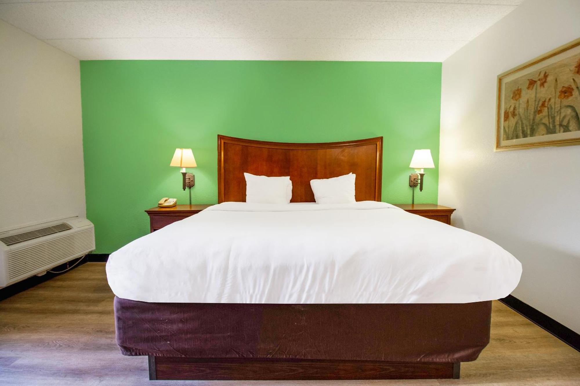 Tulsa Square Hotel Central, I-44 By Oyo Εξωτερικό φωτογραφία