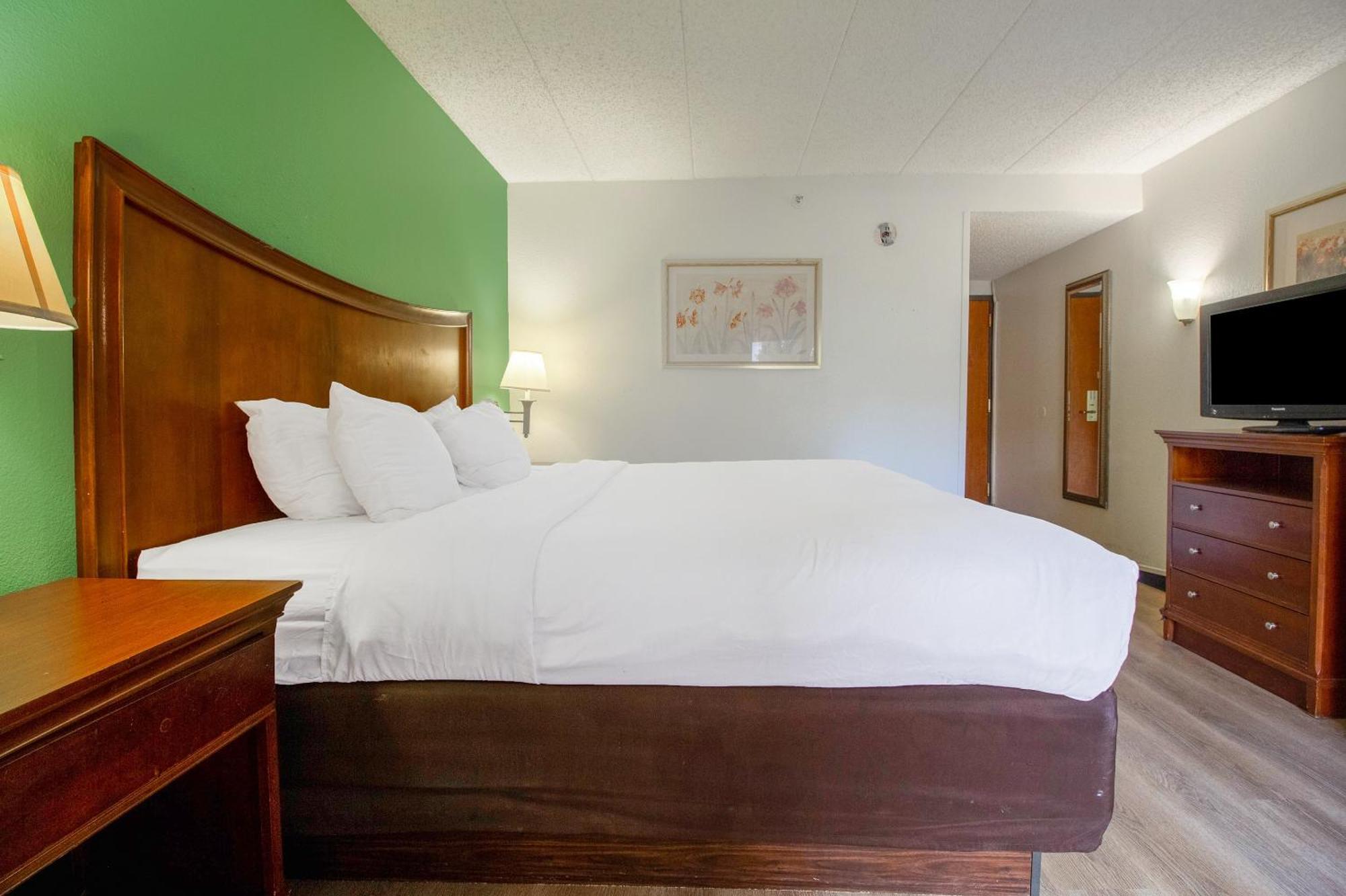 Tulsa Square Hotel Central, I-44 By Oyo Εξωτερικό φωτογραφία